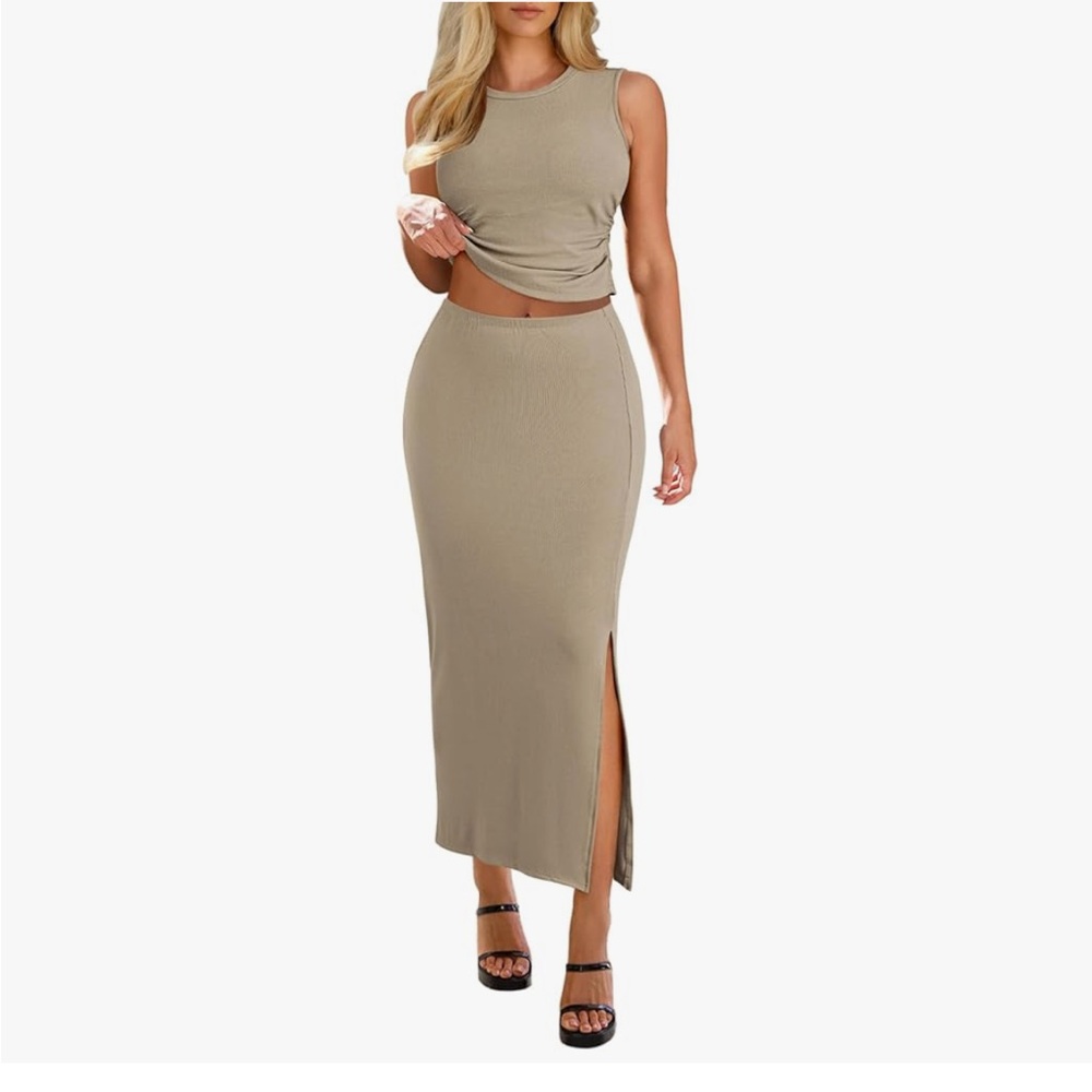Sleeveless Ribbed Maxi Two Piece in Taupe